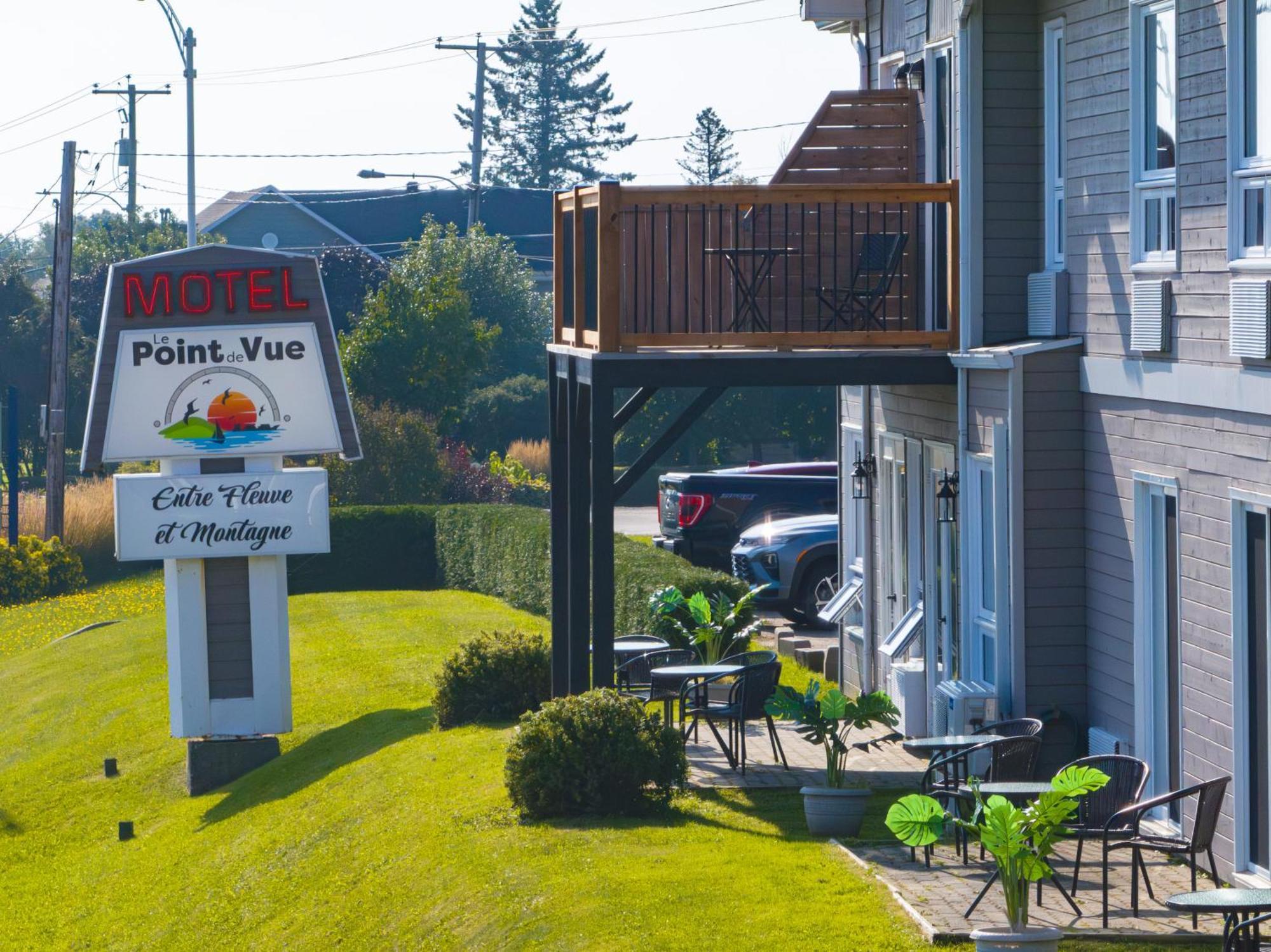 Motel Le Point De Vue La Malbaie Eksteriør bilde