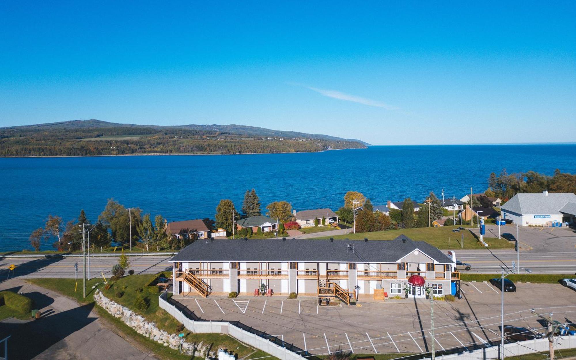 Motel Le Point De Vue La Malbaie Eksteriør bilde